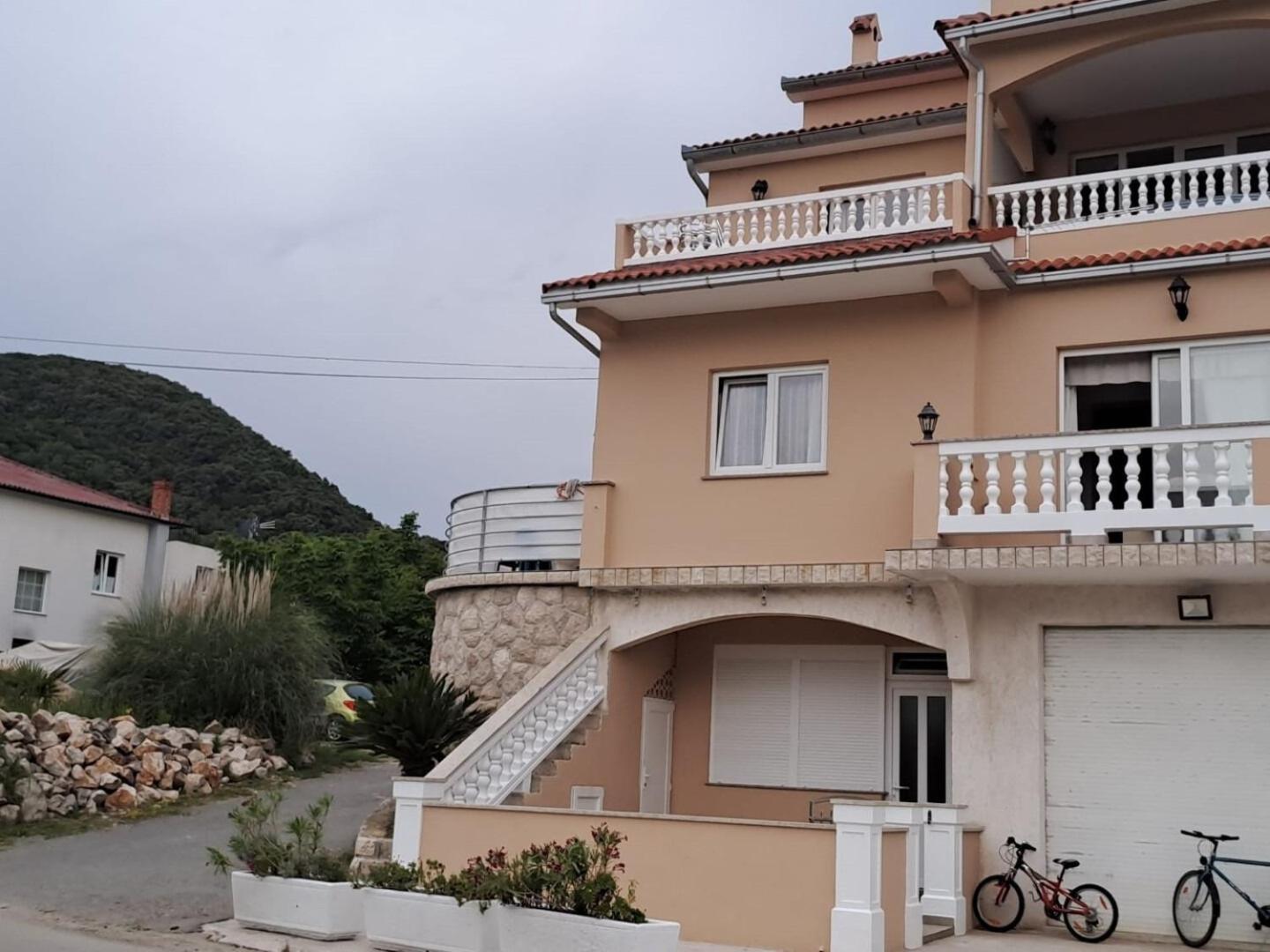 Apartments Mig - With Beautiful Garden Supetarska Draga Εξωτερικό φωτογραφία