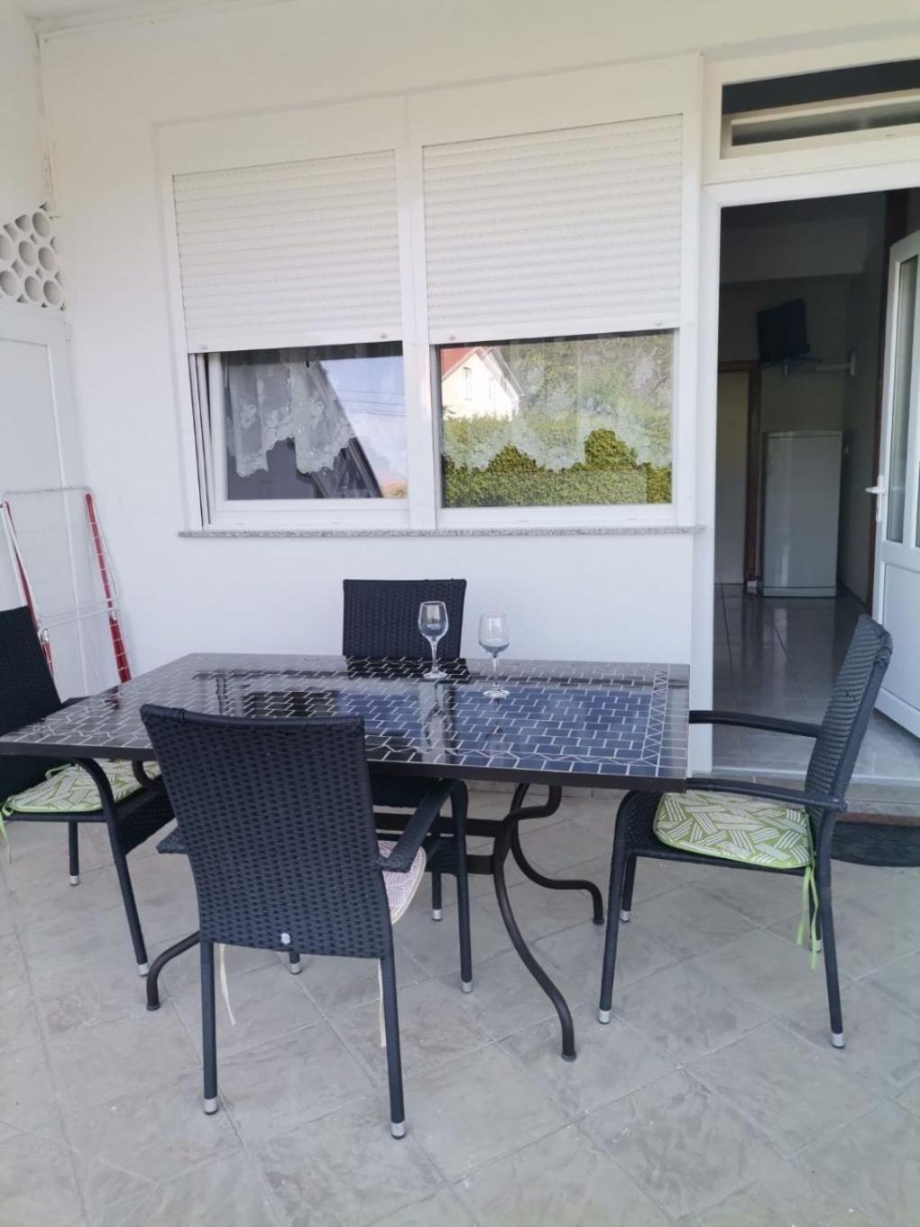 Apartments Mig - With Beautiful Garden Supetarska Draga Εξωτερικό φωτογραφία