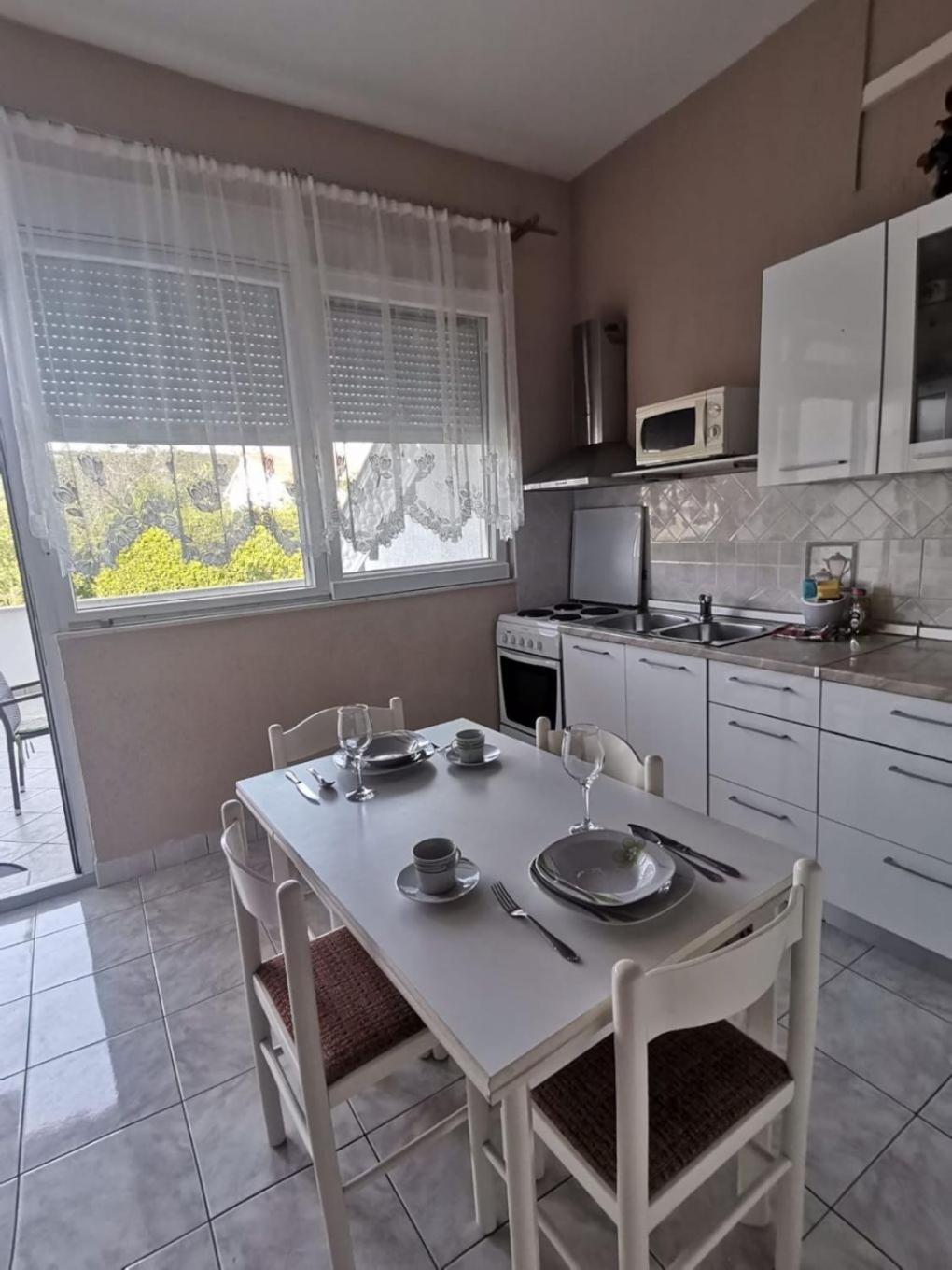Apartments Mig - With Beautiful Garden Supetarska Draga Εξωτερικό φωτογραφία