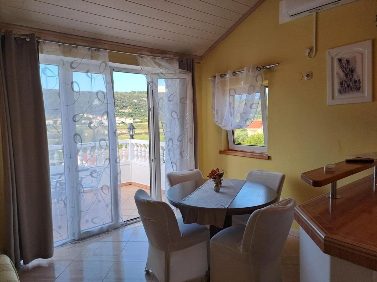 Apartments Mig - With Beautiful Garden Supetarska Draga Εξωτερικό φωτογραφία